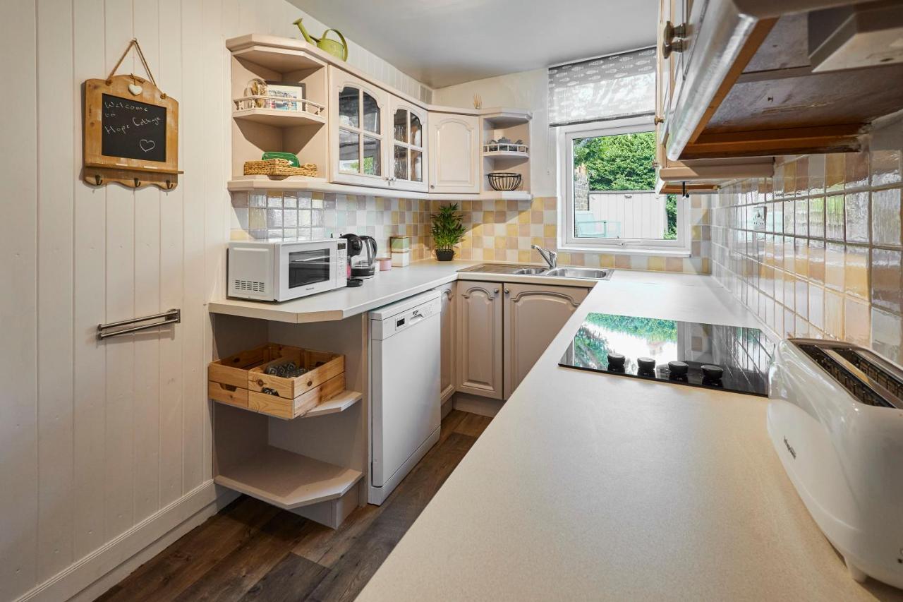 Host & - Hope Holiday home *